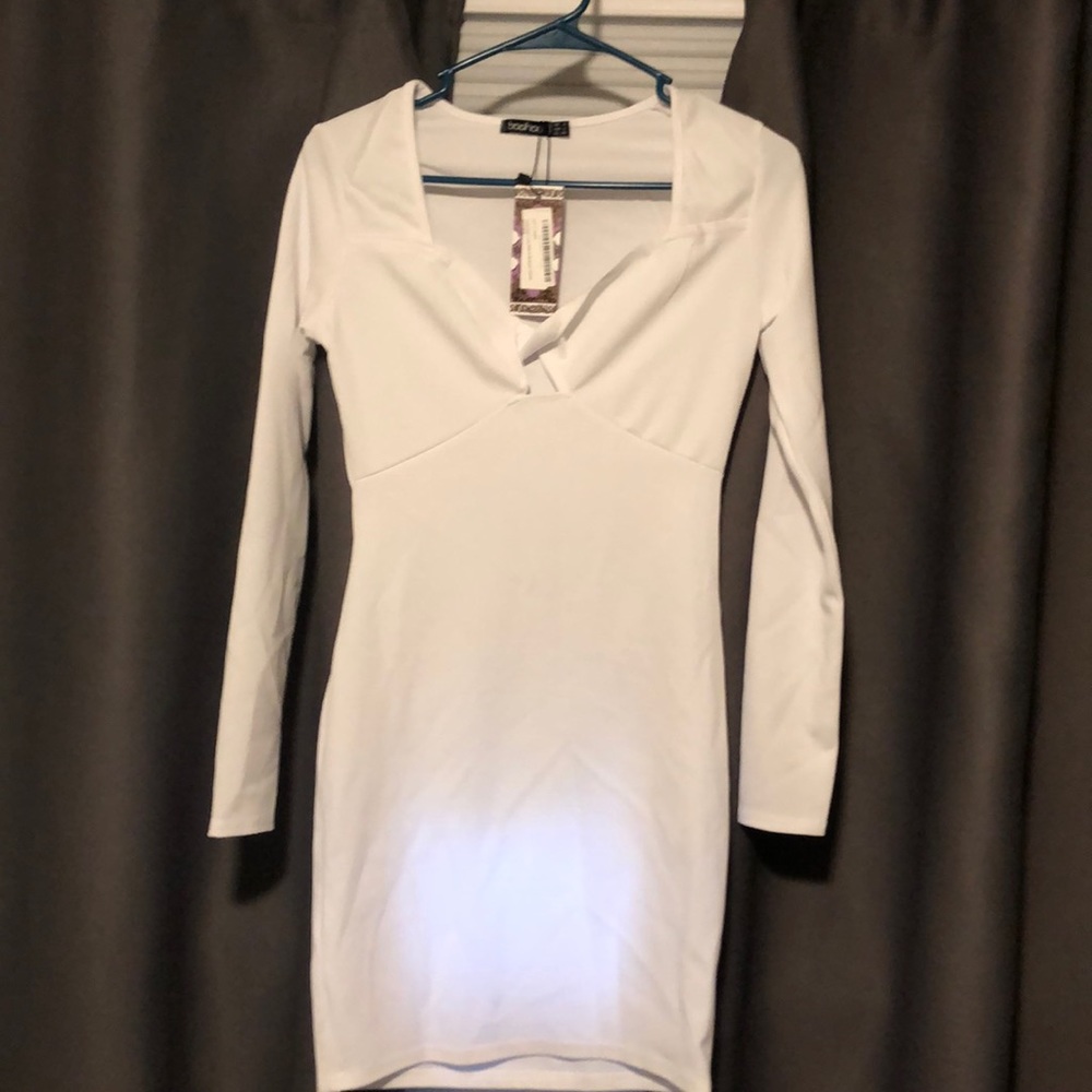 White bodycon dress